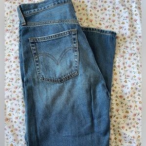 Levi’s Ribcage Straight Ankle Jeans